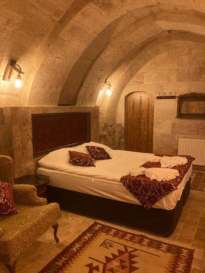 Monte Cappa Cave House Bed & Breakfast อูร์กุบ ภายนอก รูปภาพ