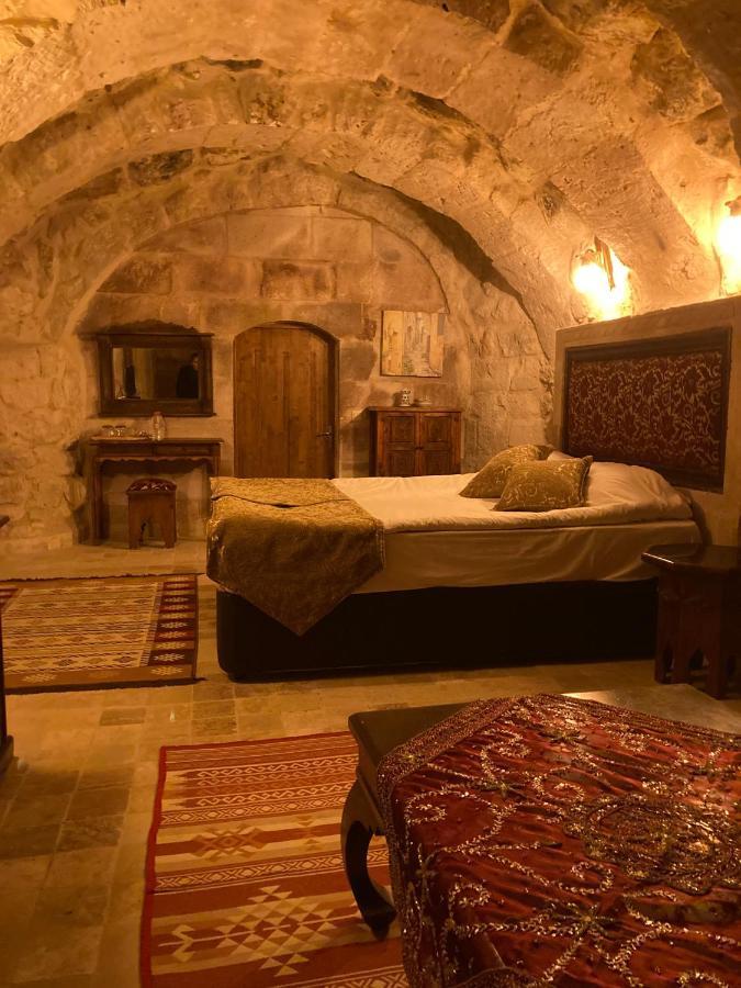 Monte Cappa Cave House Bed & Breakfast อูร์กุบ ภายนอก รูปภาพ