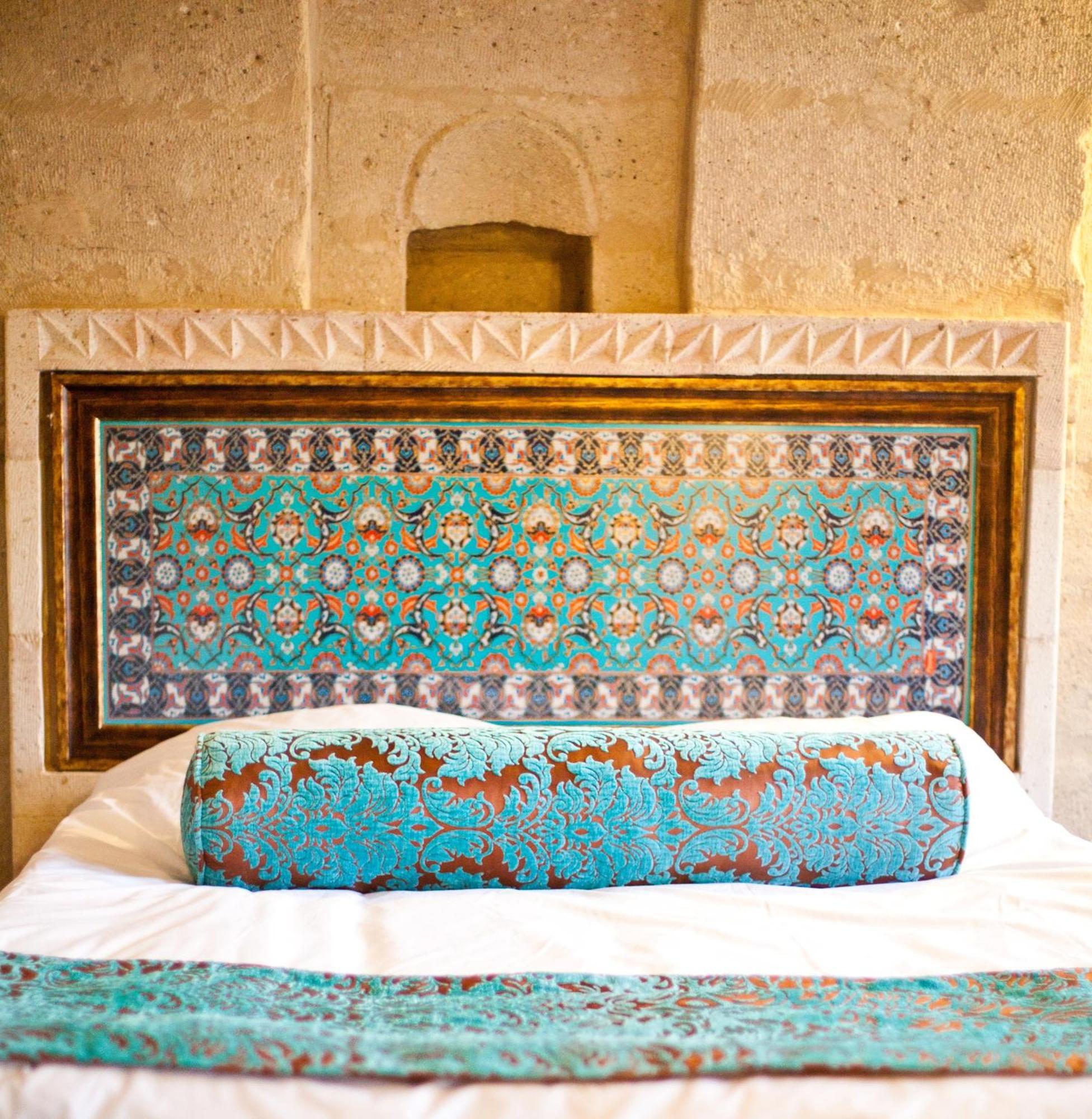 Monte Cappa Cave House Bed & Breakfast อูร์กุบ ภายนอก รูปภาพ